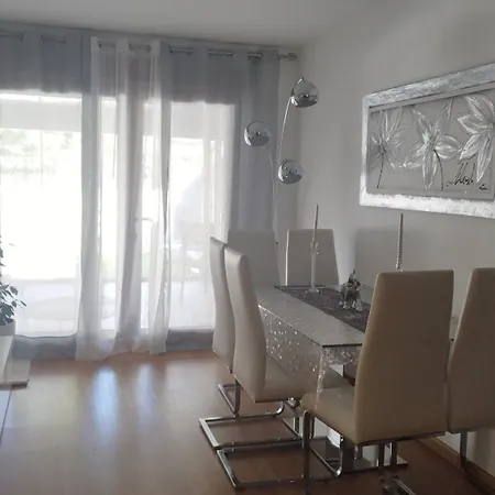 Apartamento Merrick Arenas de San Pedro